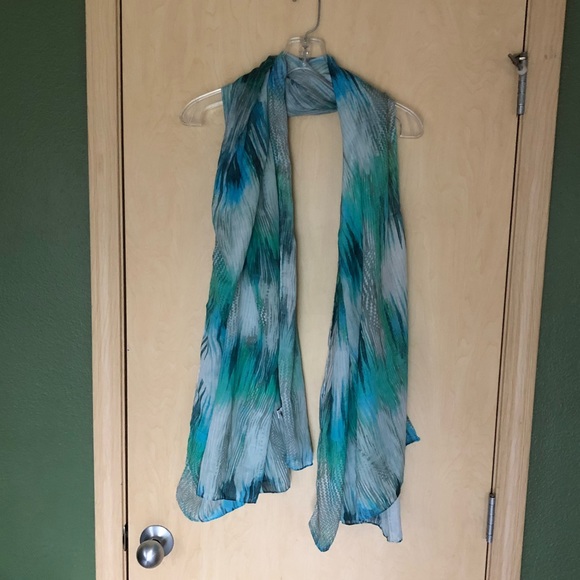 Prana Blanket Scarf / Sarong - Picture 3 of 11